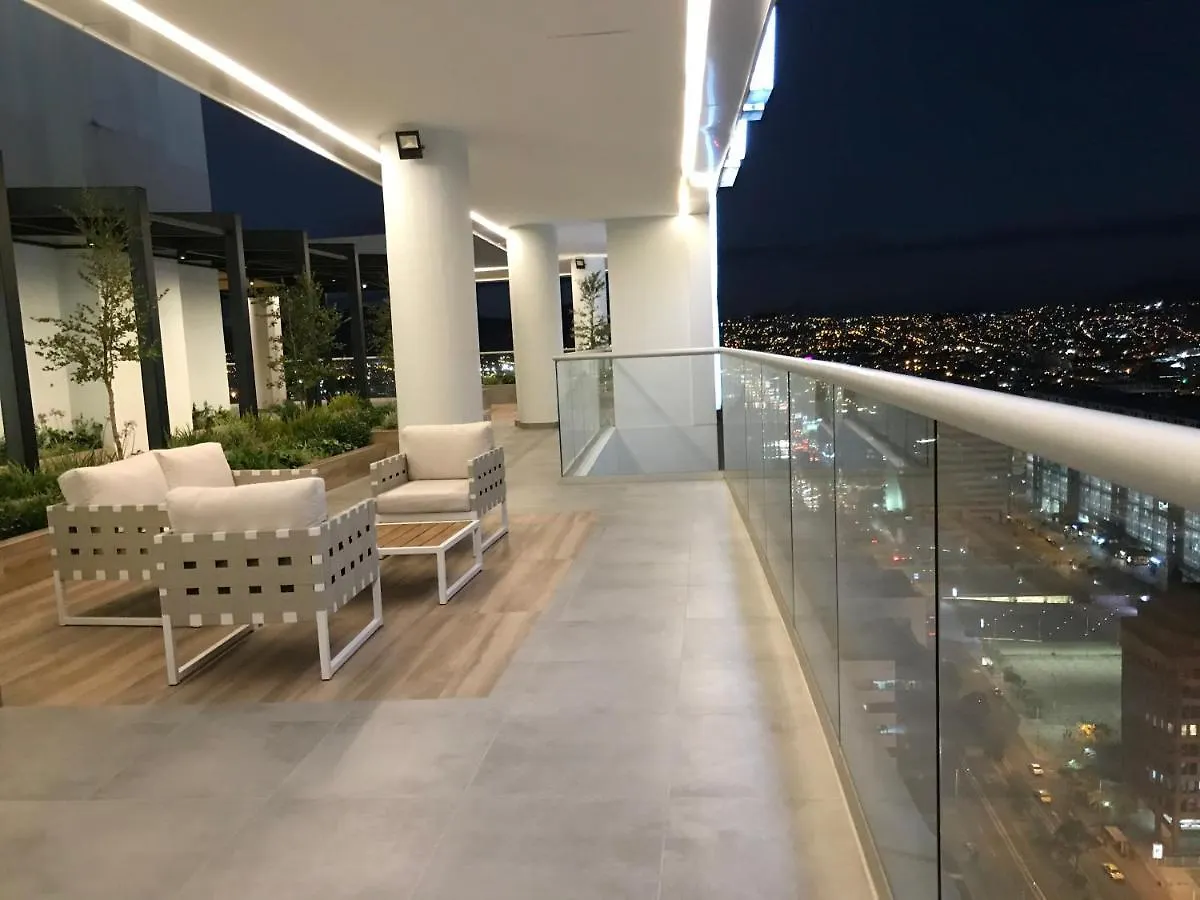 Nueva Suite-Piso 21 Vista La Carolina @One Quito